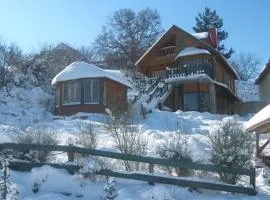 Zeus-Village οικισμός φινλανδικών chalet με πισίνες & γυμναστήριο