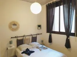 Pieds dans l'eau - Lac Léman - 2 min Evian - Spacieux