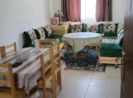 Appt al hoceima pour les familles 3ème étage，位于胡塞马的酒店