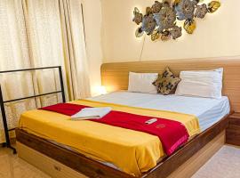 Shradha luxury room，卡蘭古特的海濱度假屋