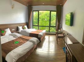 ROSALIA HOTEL, hotel di Tam Ðảo