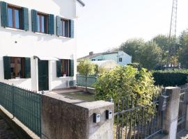 Dimore Al Borgo 2, hotel with parking in Montagnana