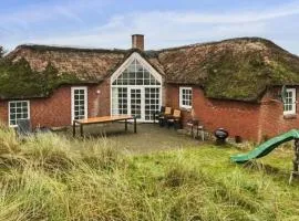 Holiday Home Edlef - 800m from the sea in Western Jutland by Interhome