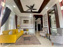Homestay Wakaf Bharu Tumpat: Wakaf Baharu şehrinde bir otel