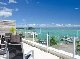 Sea Quest Apartment