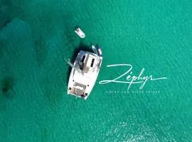Zephyr Catamaran, your private cruise