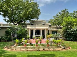 Vijai Mahal - A Colonial Homestay, habitación en casa particular en Ajmer