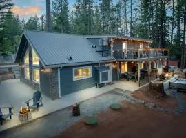 Newly Built Luxury Villa in the Sierra Mountains