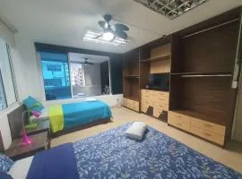 R-8 Amplio apartamento en zona turística.