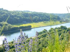 Want to take it easy at the Meuse valley?, camera con cucina a Waulsort