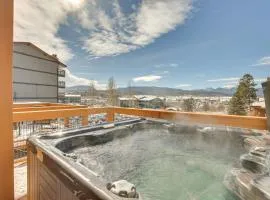 Mountain-View Townhome in Fraser Private Hot Tub