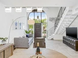 Luxury Pool Villa at St. James UNIT E, Pet Friendly