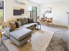 Serenity in the Centre: 2 bed 2 bath