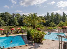 Camping maeva Respire La Comtesse – hotel z parkingiem w mieście Saint-Lon-les-Mines