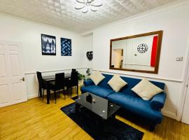 Cosy 3 Bed House - Reading Cent. Free Parking: Reading'de bir kulübe