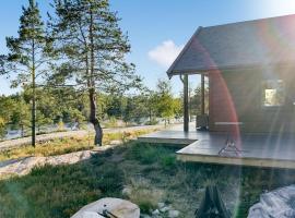 4 Bedroom Amazing Home In Vatnestrm, holiday home in Svaland