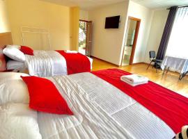 Hostal Alvasar, hotel v destinaci Copacabana