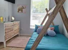 Pily's Vintage Stay Room Full-KidsBed