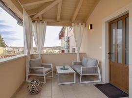 Apartment Dany with Balcony, hotel a Dračevac