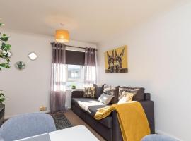 19A Apartment- Stylish & Cozy 1BR in The Heart of Crawley, holiday rental in Crawley