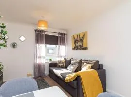 19A Apartment- Stylish & Cozy 1BR in The Heart of Crawley