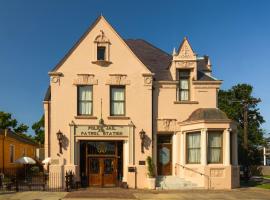 Inn at the Old Jail, hotel near Gayarre Place Monument, New Orleans