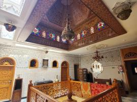 Riad Royal, hotel s parkováním v destinaci Meknes