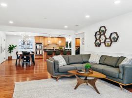 M22 Birch House - Family friendly with shared beach & large kitchen, ξενοδοχείο σε Suttons Bay