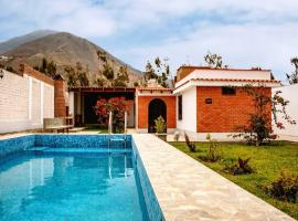 Amplia Casa de Campo con Piscina en Cieneguilla, hotel u gradu 'Cieneguilla'