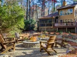 Sapphire Vacation Rental Cabin Close to Hiking