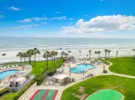 Sea Forever Beachfront Golden Arms 501 ~ Walk to shopping dining night life on Flagler Ave.