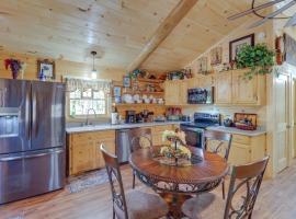 Fire Pit and Deck Cabin by Greers Ferry Lake!, hotel in Heber Springs