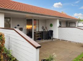 4 person holiday home in &AElig;r&oslash;sk&oslash;bing-By Traum, beach rental in &AElig;r&oslash;sk&oslash;bing