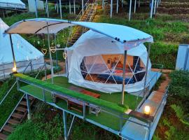 มายด์โฮมสเตย์, glamping site in Mon Jam