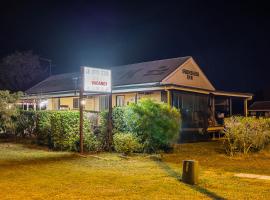 Ironbark Inn, hotel mesra haiwan peliharaan di Barcaldine