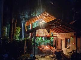Raagabynature home stay, hotel with parking in Gendehalli