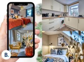 4 Bed Design House, 2 Off-road Parking Spaces, Great for Groups - Central Gloucester By Blue Puffin Stays, cottage in Gloucester