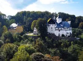 Kavaliershaus neben Schloss Rauenstein