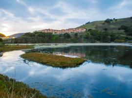 Hilton Vacation Club San Luis Bay Avila Beach: Avila Beach şehrinde bir tatil köyü