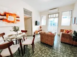 Picaflor 2 Historic Bright & Cozy Apt @ Miramar