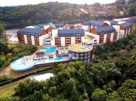 GOLDEN GRAMADO RESORT, курортный отель в Грамаду