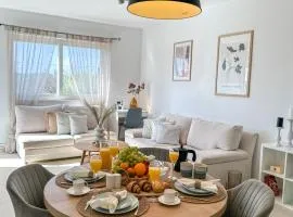 Two bedroom Boho Chic Apartment at Mlini