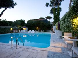 JR Resort Logos Forte dei Marmi, khách sạn boutique ở Forte dei Marmi