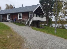 Brekkveien 81-meget sentral hytte,15 min å gå til Røros sentrum, viešbutis mieste Rerusas