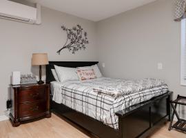 E3 Centrally located in Carytown fully fenced, place to stay in Richmond