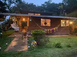 LA CASA DEL BOSQUE Via SALADITO