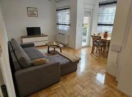 Dimos Apartman
