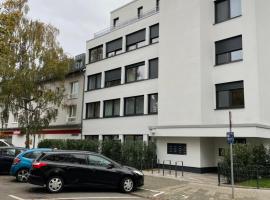 Big room for 2 pers, 9 min to trade fare, FREE parking – kwatera prywatna w mieście Bad Homburg vor der Höhe
