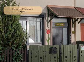 Tulip Home Guest House, hostal o pensión en Vác