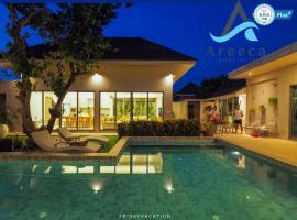 Areeca luxury pool villa, hotel in Thalang